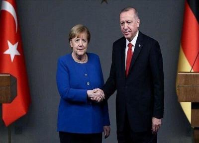 اردوغان و مرکل درباره روابط ترکیه و اتحادیه اروپا رایزنی کردند