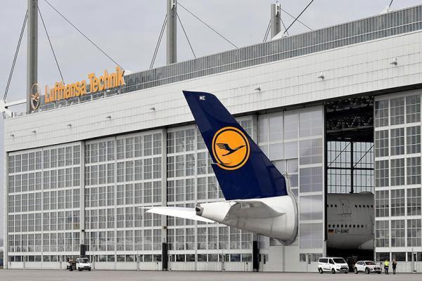 تور آلمان ارزان: راه حل فرودگاه مونیخ برای جا دادن بزرگ ترین هواپیمای جهان در آشیانه