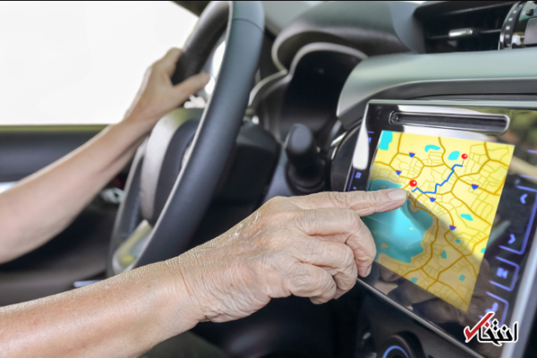 رانندگان مسن که از تکنولوژی حین رانندگی استفاده می نمایند بیشتر تصادف می نمایند ، 40 ثانیه زمان برای تطابق ادراک افراد بالای 55 سال با سیستمهای هوشمند ضروری است